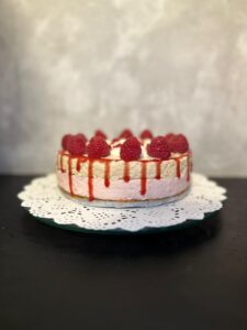 Keto Vadelma-lakritsijuustis