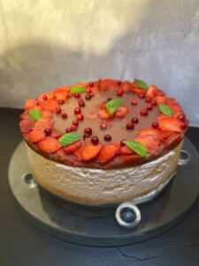 Maidoton mansikkajuustis